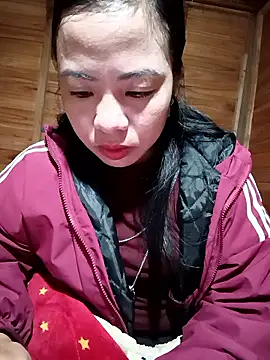 Snapshot of tulipsexy chatting on December 2025 10:26:01 PM tulipsexy online show from December 2025 10:26:01 PM