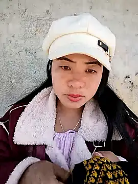 Snapshot of tulipsexy chatting on December 2025 03:24:02 AM tulipsexy online show from December 2025 03:24:02 AM