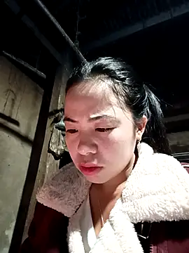 Snapshot of tulipsexy chatting on December 2025 11:12:01 PM tulipsexy online show from December 2025 11:12:01 PM