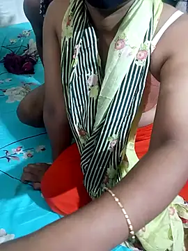 Snapshot of Cute_Couple59 chatting on September 2025 09:12:02 AM Cute Couple59 online show from September 2025 09:12:02 AM