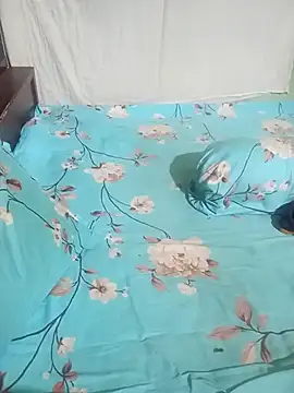 Snapshot of Cute_Couple59 chatting on November 2025 05:37:01 PM Cute Couple59 online show from November 2025 05:37:01 PM