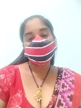Snapshot of Mahaitha chatting on October 2025 10:10:02 AM Mahaitha online show from October 2025 10:10:02 AM