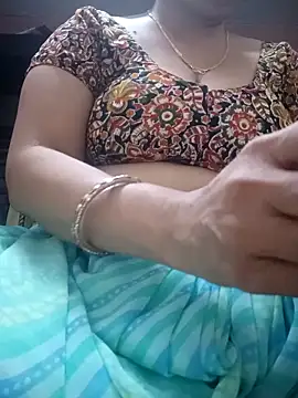 Snapshot of Jeya_thakur chatting on October 2025 07:21:01 AM Jeya thakur online show from October 2025 07:21:01 AM