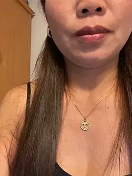 Milky-milk online show from November 2025 02:40:02 PM