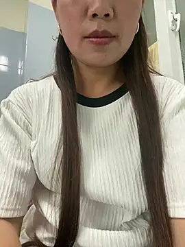 Snapshot of Milky-milk chatting on March 2026 10:48:02 AM Milky-milk online show from March 2026 10:48:02 AM