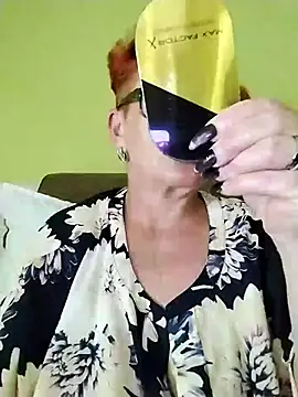Alissa55552111 online show from June 2026 07:12:01 PM