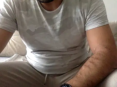 Snapshot of masterizmir chatting on October 2025 10:52:02 AM masterizmir online show from October 2025 10:52:02 AM