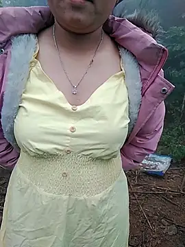 Snapshot of Biu_xx chatting on January 2026 12:47:02 AM Biu xx online show from January 2026 12:47:02 AM