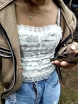 Snapshot of Biu_xx chatting on February 2026 01:28:02 AM Biu xx online show from February 2026 01:28:02 AM