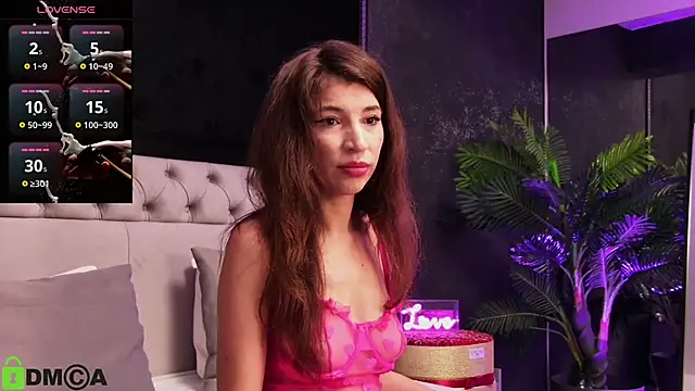 NatalieChase online show from September 2025 07:06:02 PM