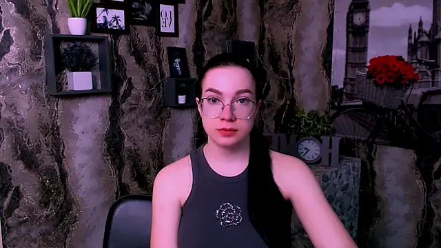 Snapshot of MiraBabe_ chatting on March 2026 10:15:01 AM MiraBabe online show from March 2026 10:15:01 AM