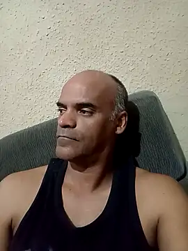 Snapshot of JeffersonRay chatting on May 2026 04:20:02 AM JeffersonRay online show from May 2026 04:20:02 AM