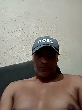Snapshot of JeffersonRay chatting on May 2026 01:38:02 PM JeffersonRay online show from May 2026 01:38:02 PM