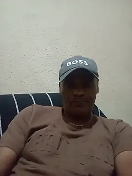 Snapshot of JeffersonRay chatting on May 2026 04:07:02 AM JeffersonRay online show from May 2026 04:07:02 AM