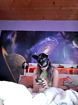 Hot SkinnyGirl online show from November 2025 01:24:01 PM