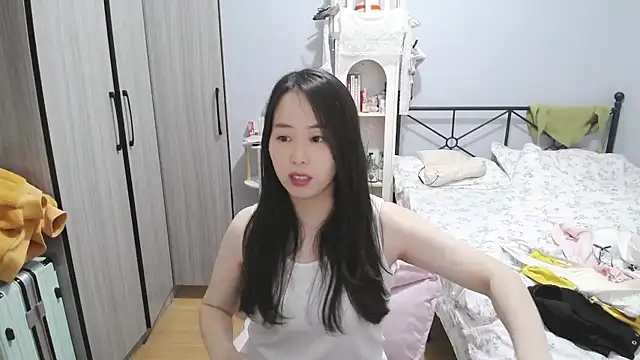 Snapshot of wxj1019 chatting on March 2026 03:29:01 PM wxj1019 online show from March 2026 03:29:01 PM