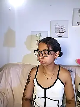 Suzanelee1 online show from October 2025 04:03:02 AM