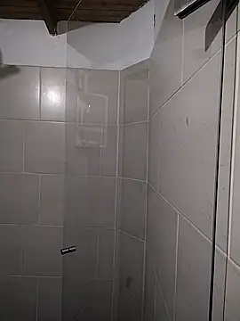 Suzanelee1 online show from November 2025 10:47:02 PM