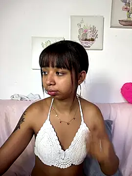 Suzanelee1 online show from December 2025 06:12:02 PM