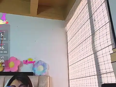 queenalexxa111 online show from September 2025 04:55:02 PM