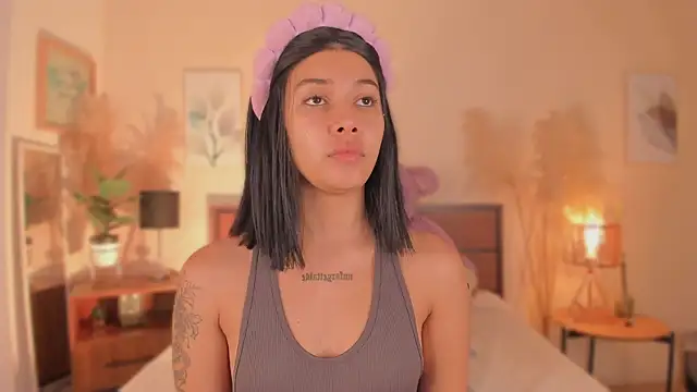 SofiaClarkson online show from February 2026 05:27:02 PM