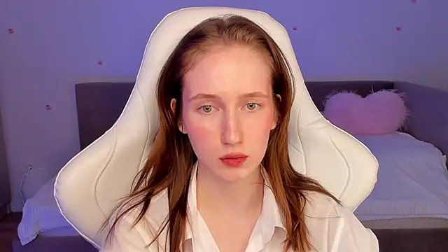 CrystalSoul  online show from November 2025 09:36:01 PM