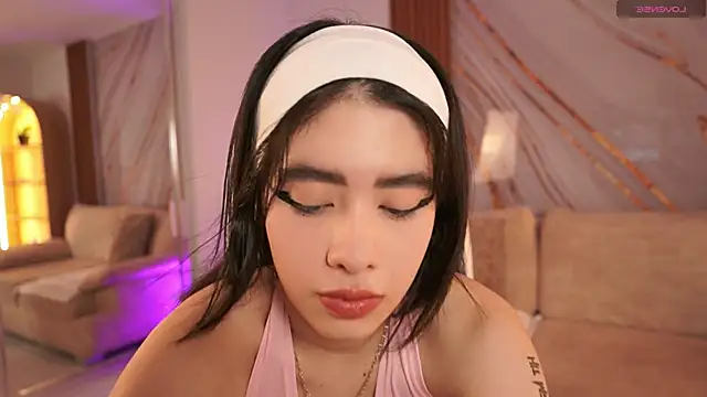 BillieBrownn online show from April 2026 07:05:02 PM