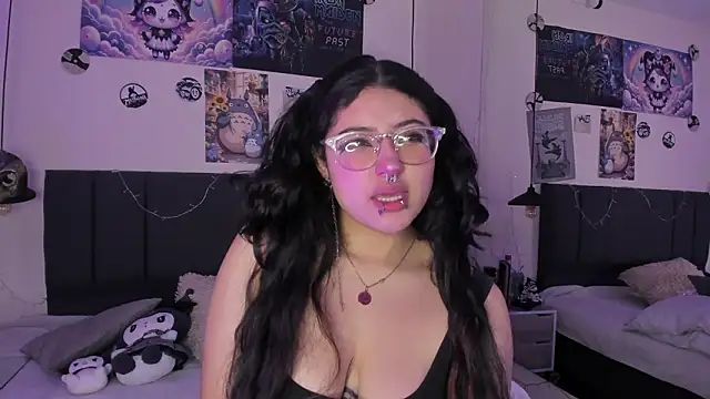 Snapshot of SabrinaV_ chatting on March 2026 11:26:02 AM SabrinaV online show from March 2026 11:26:02 AM