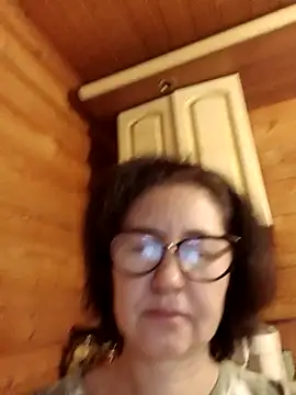 Snapshot of vikimoon11 chatting on October 2025 09:51:01 AM vikimoon11 online show from October 2025 09:51:01 AM