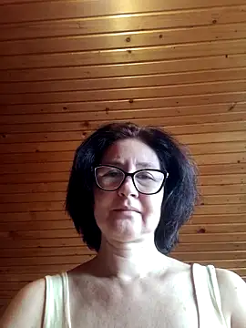 Snapshot of vikimoon11 chatting on November 2025 01:24:03 PM vikimoon11 online show from November 2025 01:24:03 PM