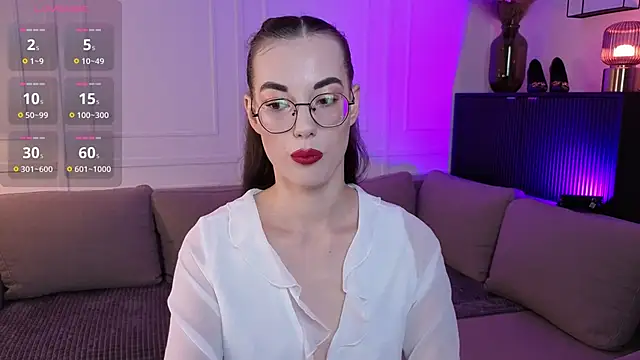 Snapshot of EmmaJakson chatting on September 2025 02:11:02 PM EmmaJakson online show from September 2025 02:11:02 PM