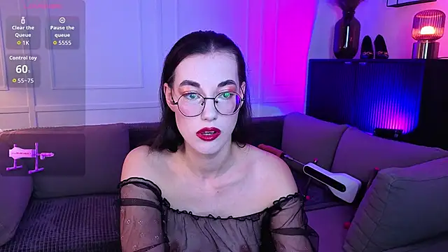 Snapshot of EmmaJakson chatting on October 2025 03:29:01 PM EmmaJakson online show from October 2025 03:29:01 PM