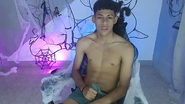 deivid bigcock1 online show from October 2025 12:47:01 AM