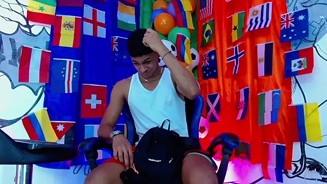 deivid bigcock1 online show from June 2026 12:25:01 AM