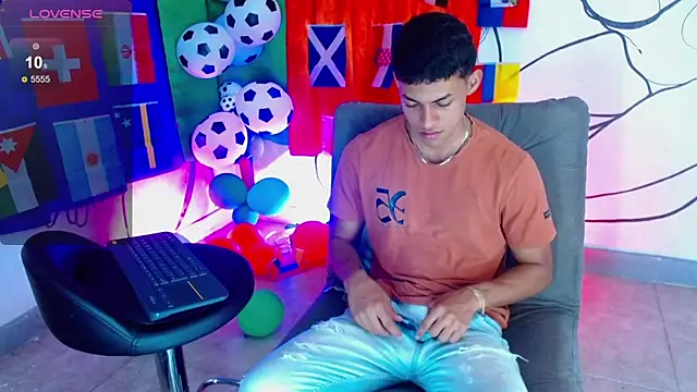 deivid bigcock1 online show from July 2026 12:35:01 AM