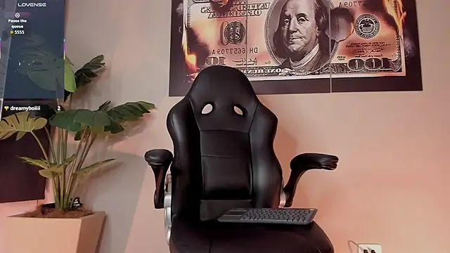 chrizmacgregor online show from December 2025 02:21:01 AM