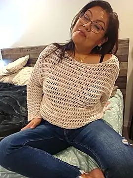 Snapshot of sw33th3art chatting on November 2025 03:39:01 AM sw33th3art online show from November 2025 03:39:01 AM