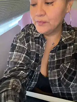 Snapshot of sw33th3art chatting on January 2026 06:54:01 PM sw33th3art online show from January 2026 06:54:01 PM