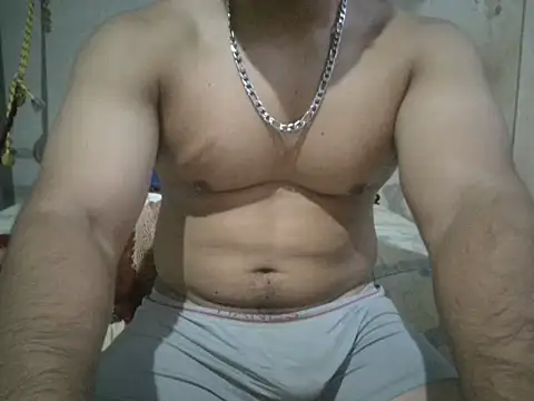 Snapshot of Alcee490 chatting on May 2026 03:56:01 AM Alcee490 online show from May 2026 03:56:01 AM