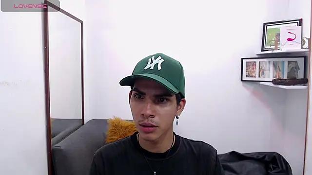 David 925  online show from November 2025 09:36:02 PM