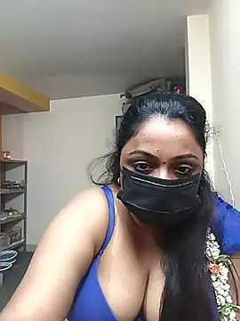 Snapshot of queendivya chatting on February 2026 01:20:01 PM queendivya online show from February 2026 01:20:01 PM