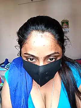 queendivya online show from May 2026 04:17:02 AM