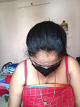 queendivya online show from May 2026 05:05:01 AM