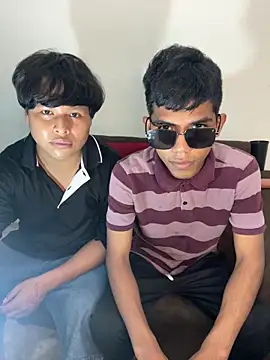 Snapshot of P4NT0J4 chatting on February 2026 12:59:02 AM P4NT0J4 online show from February 2026 12:59:02 AM