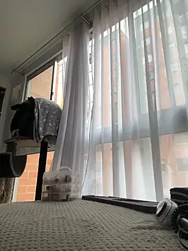 Snapshot of amyross_s1 chatting on October 2025 05:30:01 PM amyross s1 online show from October 2025 05:30:01 PM