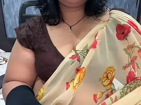 Snapshot of divya-jannu chatting on September 2025 04:21:02 PM divya-jannu online show from September 2025 04:21:02 PM
