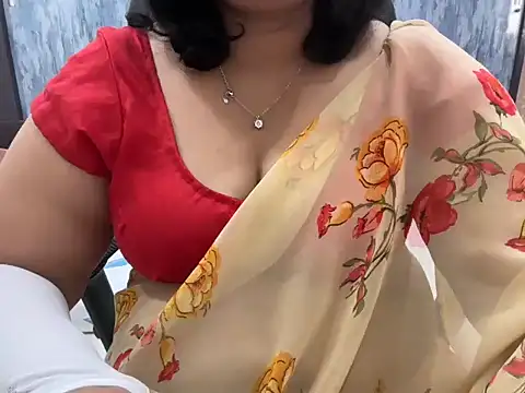 Snapshot of divya-jannu chatting on October 2025 03:26:02 AM divya-jannu online show from October 2025 03:26:02 AM