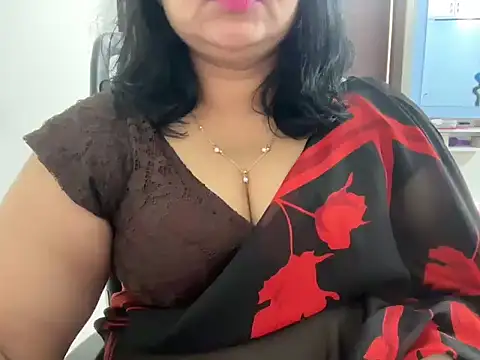 Snapshot of divya-jannu chatting on January 2026 06:01:01 PM divya-jannu online show from January 2026 06:01:01 PM
