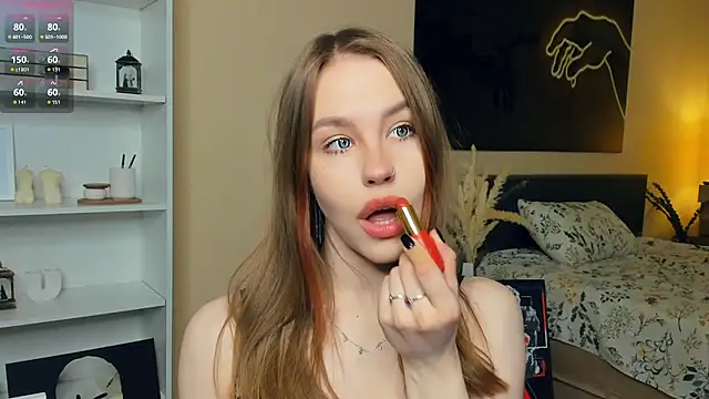 MaliaBourraine online show from May 2026 07:48:02 AM