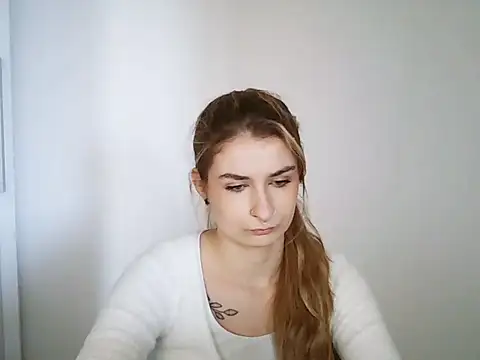 NinaBlond1 online show from February 2026 11:37:02 AM